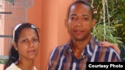 Yusmila Reyna Ferrera y Hergues Fradín Díaz 