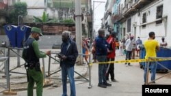 Cubanos alarmados por incompetencia de las autoridades para manejar la crisis sanitaria