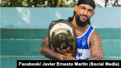 Javier Ernesto Martín Gutiérrez es un luchador cubano de artes marciales mixtas.