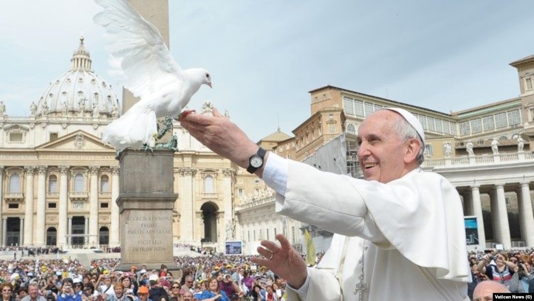 El Papa Francisco en la Plaza de San Pedro, en el Vaticano. (Foto: Vatican News)