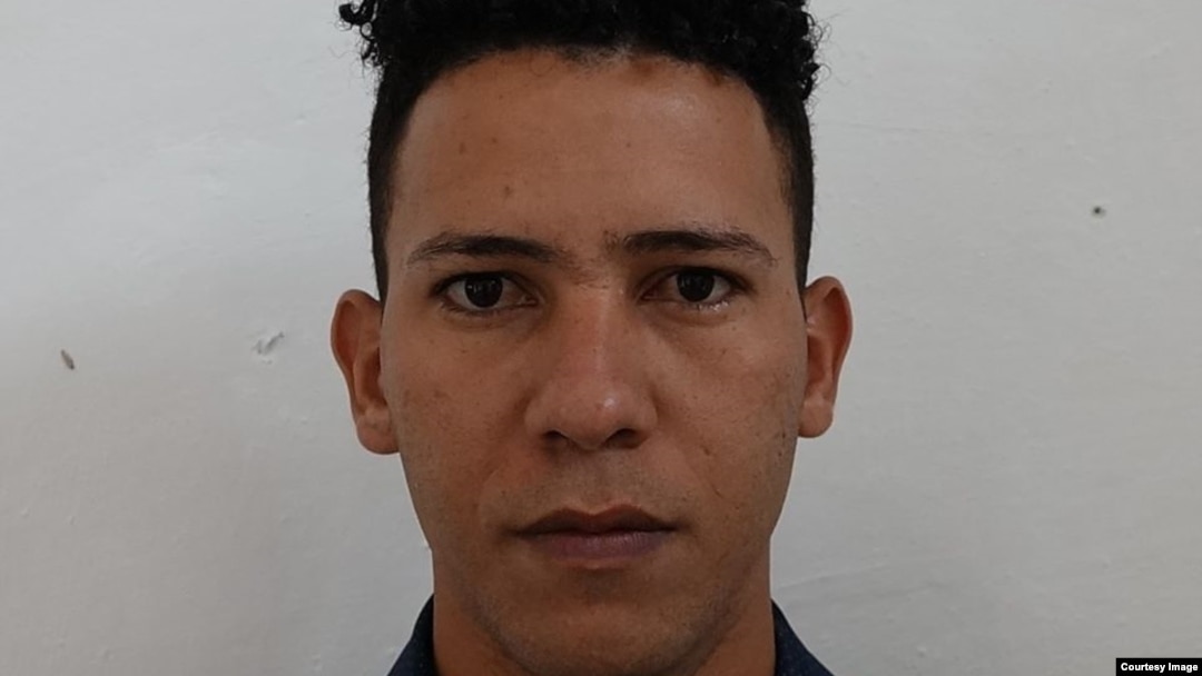 Eider Frómeta Allen, periodista de Palenque Visión. 