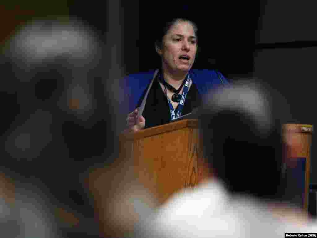 En la imagen, Dara E. Goldman, de la Universidad de Illinois.