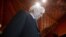 El escritor peruano Mario Vargas Llosa participa hoy, jueves 24 de abril de 2014, en un foro sobre libertad y democracia en América Latina, en Caracas.
