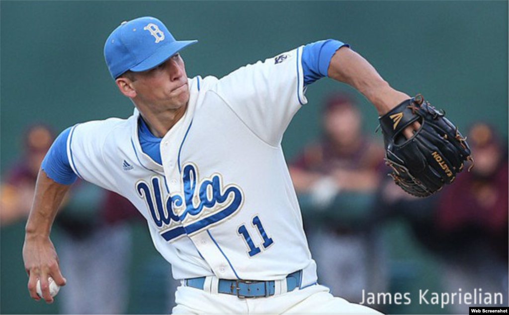 El pitcher estadounidense James Kaprielian lanza una recta entre las 90 y 93 millas por hora, y una curva entre las 79 y las 85 mph. También posee un slider entre 79 y 82 mph. Con la Universidad de UCLA tuvo este año récord de 7 victorias y 6 derrotas.