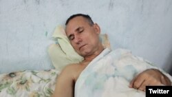 José Daniel Ferrer, a 12 días de huelga de hambre. (Twitter/@NelvaIsmarays)