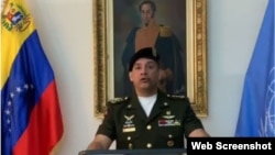 El coronel Pedro Chirinos Dorante se identificó como asesor militar adjunto a la misión permanente de Venezuela en ONU.