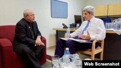 John Kerry se reunió con el cardenal Ortega en la sede diplomática estadounidense.