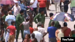 Reporta Cuba después de Sandy Puerto Guillermón Moncada Santiago de Cuba Foto Martah Beatriz Ferrer