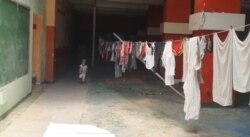 Parte del inmueble de la calle Inquisidor 405 ocupado por las familias sin viviendas. (Video/CubaNet)