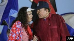 Daniel Ortega y su esposa, la vicepresidenta de Nicaragua Rosario Murillo, el 29 de septiembre de 2018. 