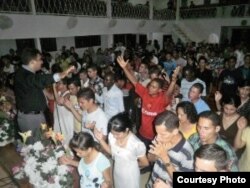 Servicio en un templo cubano de las Asambleas de Dios (pentecostales).