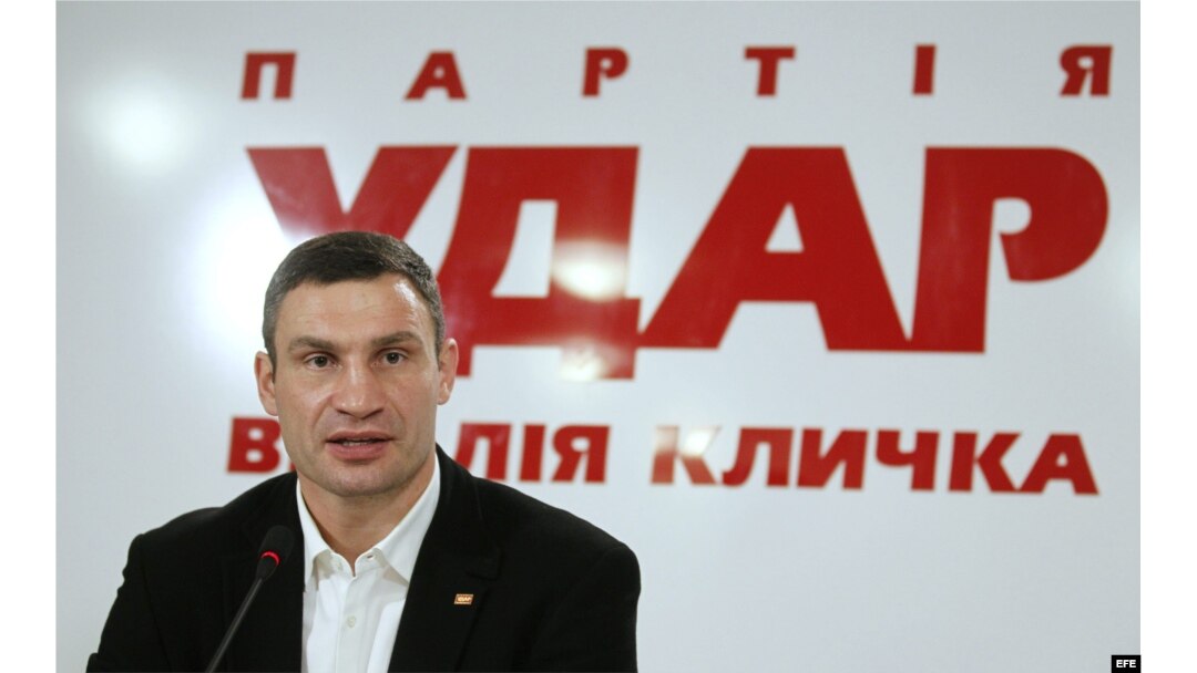 El campeón mundial de los pesos pesados de boxeo y líder de la recién fundada Alianza Democrática Ucraniana por las Reformas (UDAR), Vitaly Klitschko, en Kiev, Ucrania.