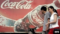 Coca Cola también estuvo ausente por muchos años en China, adonde regresó en 1979 tras el inicio de reformas en ese país.