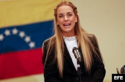 Tintori denuncia que la democracia en Venezuela "está eliminada" por Maduro.