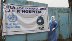 Médicos que combaten el ébola "con más probabilidades de morir que en una guerra"