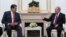 El presidente ruso Vladimir Putin y su homólogo venezolano Nicolás Maduro durante una reunión en el Kremlin este martes, 25 de septiembre. 