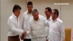 El gobierno colombiano y la guerrilla de las FARC se compromenten a firmar la paz el proximo año