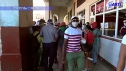 Corrupción policial y privilegios en tiendas para funcionarios cubanos