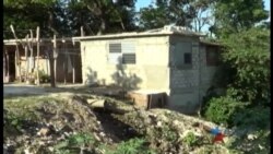 Vecinos de San Juan y El Cristo viven entre aguas negras y basura