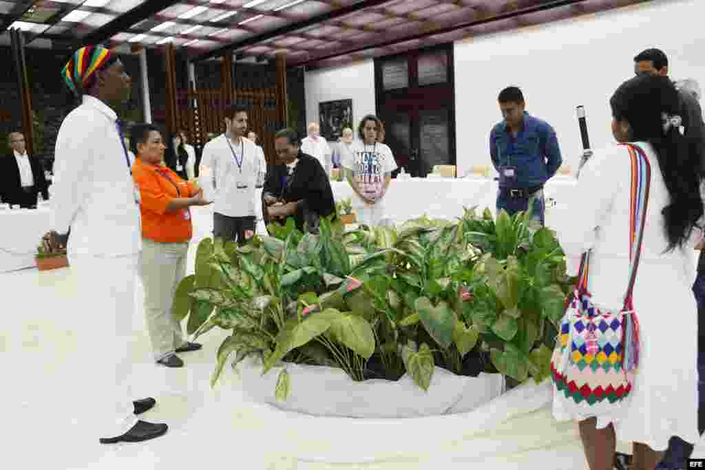 CUARTO GRUPO DE VÍCTIMAS PARTICIPA EN DIÁLOGOS DEL GOBIERNO COLOMBIANO Y LAS FARC EN CUBA