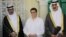 El príncipe saudí, Khaled Bin Saud Bin Khaled Al-Saud (d) y el canciller cubano, Bruno Rodríguez Parrilla (c) en febrero pasado durante la inauguración de la embajada de ese país en La Habana. 