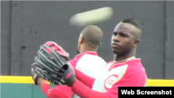 Rusney Castillo con los Criollos de Caguas. 