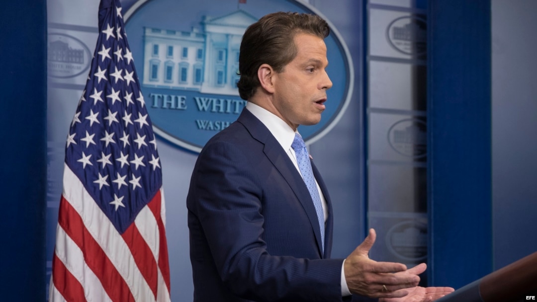 El nuevo director de Comunicación de la Casa Blanca, Anthony Scaramucci, se dirige a la prensa tras su nombramiento.