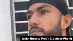 Familiares de Javier Ernesto Martín realizan su primera visita en Villa Marista tras el arresto