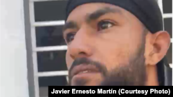 Luchador de MMA en Marianao cumple seis días de protesta