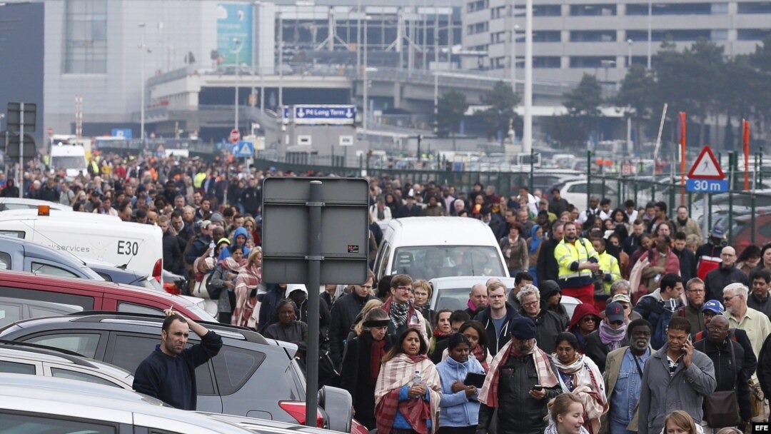 Confirman al menos 21 muertos y 35 heridos en los atentados de Bruselas.