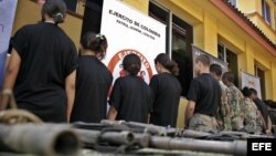 Ex guerrilleros de las FARC se acogieron al "programa de atención humanitaria al desmovilizado" del gobierno de Colombia/ 2007