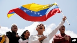 La líder opositora de Venezuela, María Corina Machado, en una manifestación en Caracas el 17 de agosto de 2024. (AP/Cristián Hernández).