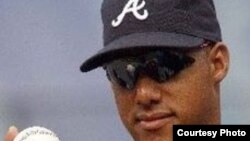 El pelotero cubano Yunier Escobar.