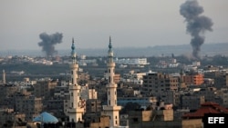 Panorama tras bombardeos israelíes en la ciudad de Gaza