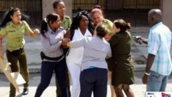 Cuba, igualdad de derechos: Mujeres que pueden maltratar a otras Mujeres