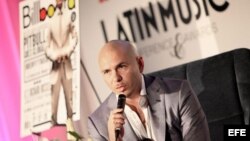  El cantautor cubanoestadounidense Pitbull durante la 23 edición de la Conferencia Billboard de la Música Latina que se celebra en Miami, Florida (EE.UU.), donde compartió los secretos que lo han llevado a convertirse en uno de los artistas más populares 