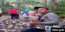Los cubanos deportados salieron de Costa Rica con coyotes. (Captura de video/Univision)