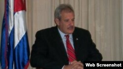 Juan Astiazarán, el embajador de Cuba en República Dominicana.