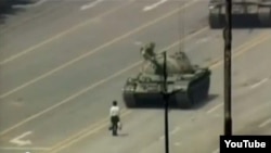 El hombre del tanque, mundialmente célebre pero al mismo tiempo anónimo