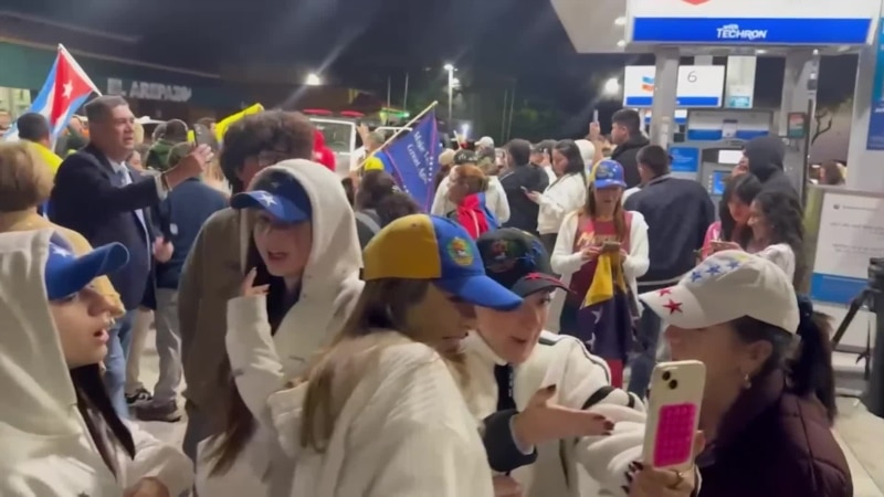 Venezuelski izseljenci proslavili prijetje Nicolása Madura v Dominikanski republiki in ZDA