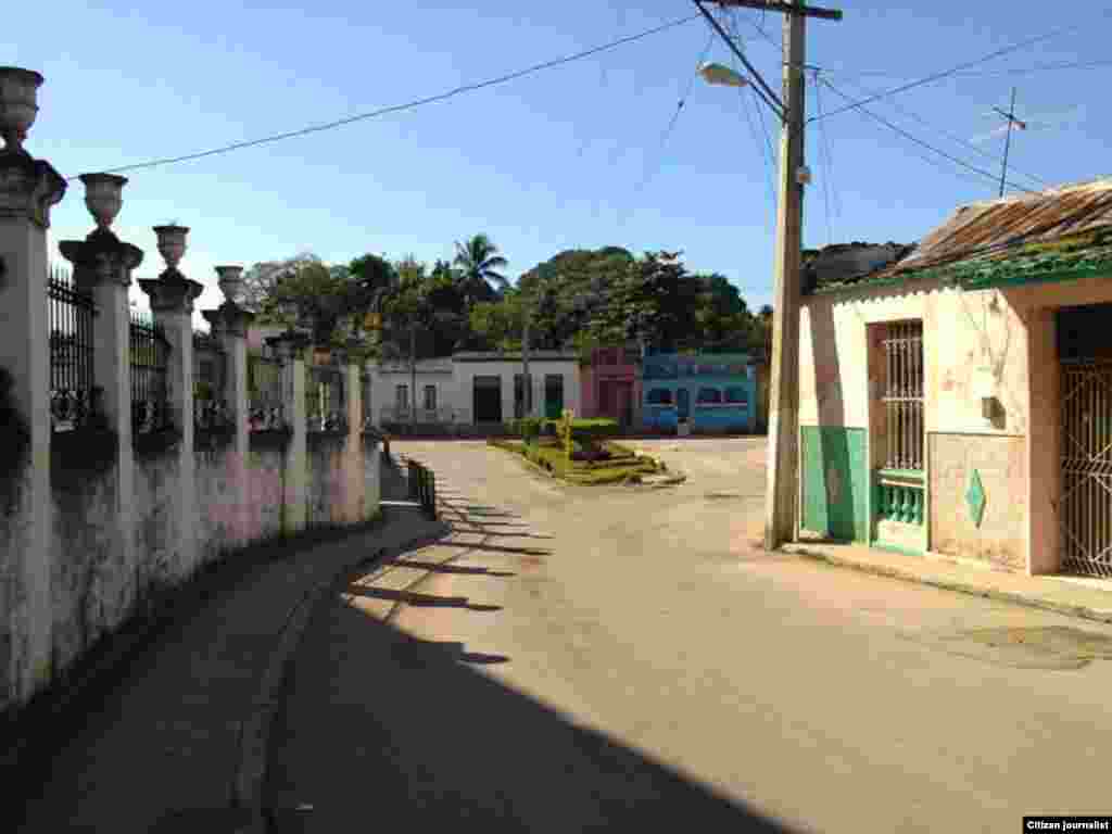 Manuel Robles Villamarín nos muestra algunas locaciones de Guanabacoa, en La Habana.