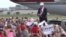 Trump se defiende de acusaciones de acoso sexual