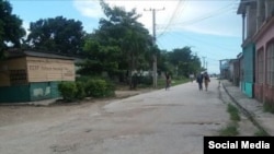 Mariño publicó esta foto con la siguiente descripción: "En esta calle de la ciudad de Camagüey, a las 11 de la noche del 10 de octubre, fue asesinada Dayani Martínez Matos".