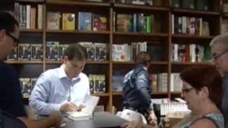 Marco Rubio de gira promocionando su biografía