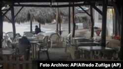 Un restaurante vacío, en Las Peñitas, Nicaragua. AP/Alfredo Zuñiga