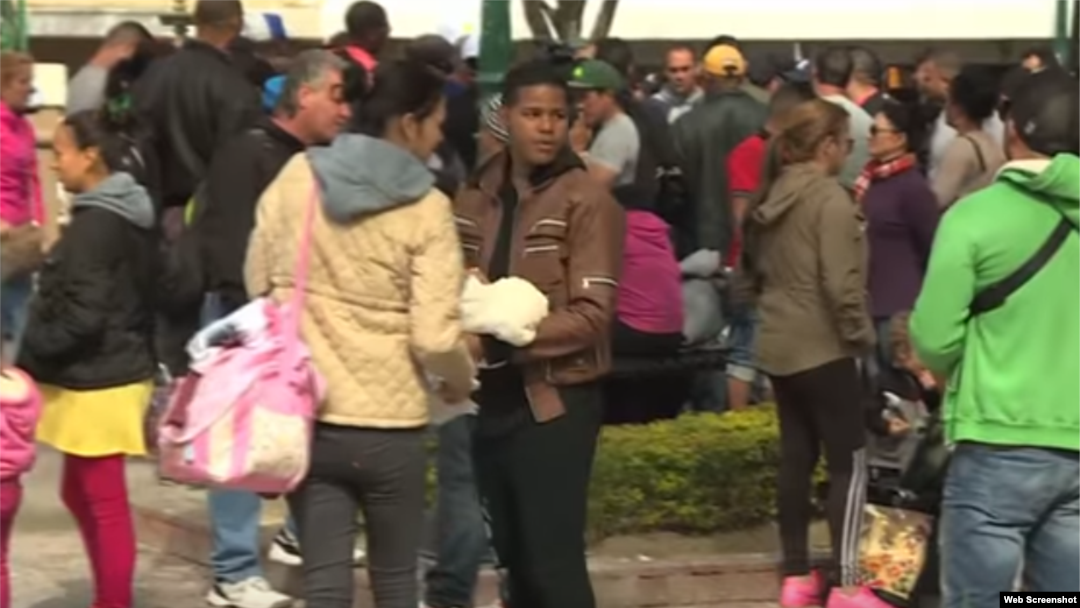 cubanos varados en Nuevo Laredo