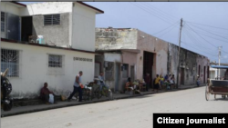 Reporta Cuba Colón cuentapropistas venden en las calles Foto @ivanlibre
