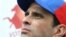 Fotografía cedida por Prensa Comando Simón Bolívar del candidato presidencial venezolano, el líder opositor Henrique Capriles, durante una asamblea de ciudadanos que se llevó a cabo en Caracas (Venezuela) hoy, miércoles