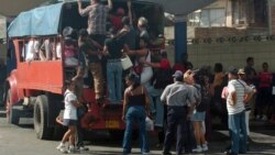 "Camioneros" cuentapropistas enfrentan acoso de funcionarios