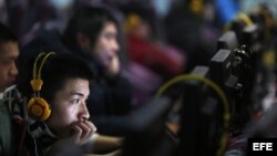 La información robada por piratas informáticos chinos incluye datos corporativos y los correos electrónicos de ejecutivos estadounidenses.